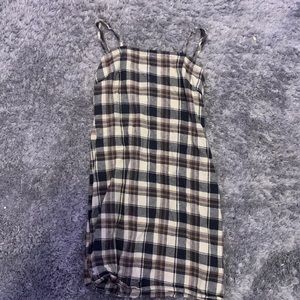 Pattern dress cute to go over a turtle neck or any shirt ! Knee length
